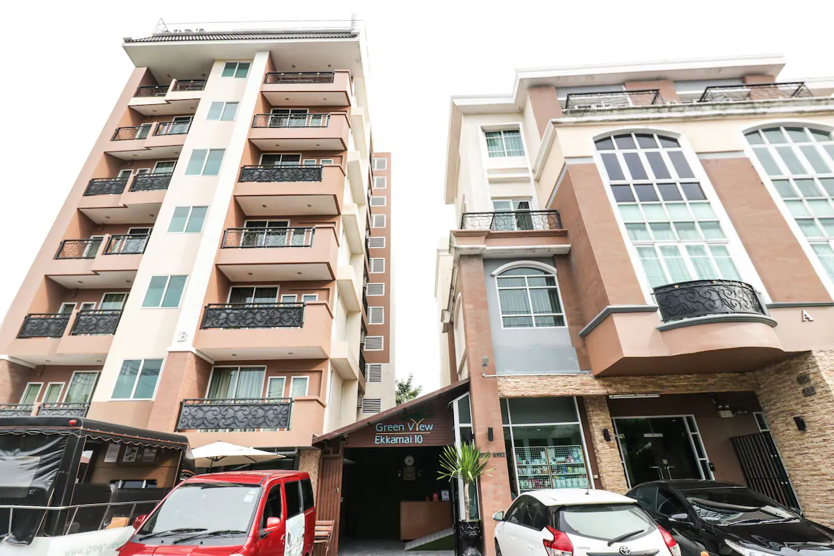 Green View Ekkamai 10 – Service Apartments For Rent