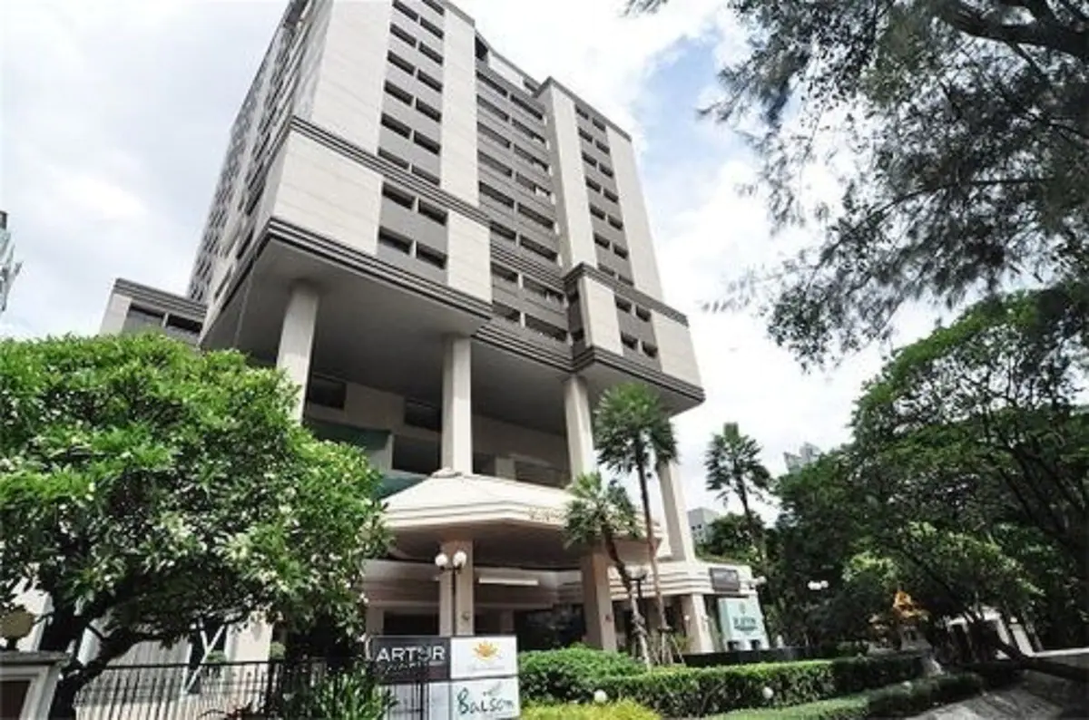Bliston Suwan Park View Bangkok – Serviced Apartments For Rent