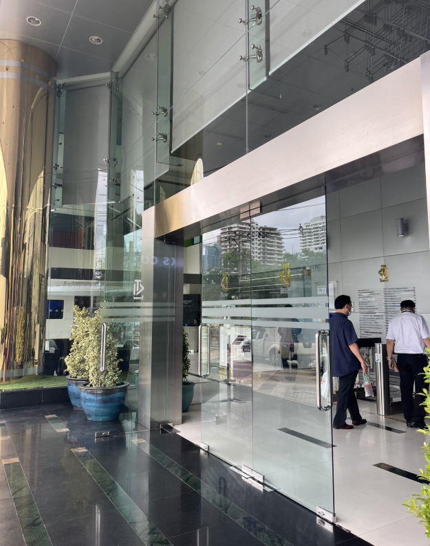 CIT Tower Office For Rent Preview 3