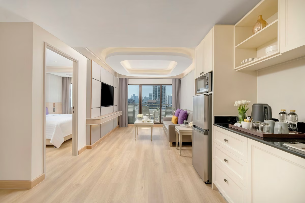 Centre Point Sukhumvit 10 – Service Apartments For Rent Preview 3