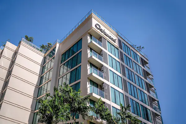 Oakwood Residence Sukhumvit 24 Service Apartment