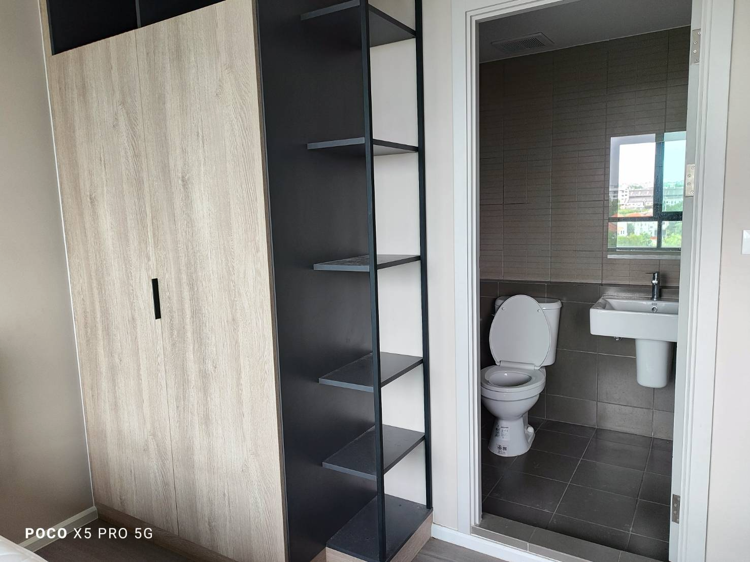 For Rent : Dcondo Hideaway  Close to SRT Red Line Chiang Rak / Rangsit Stations Preview 3