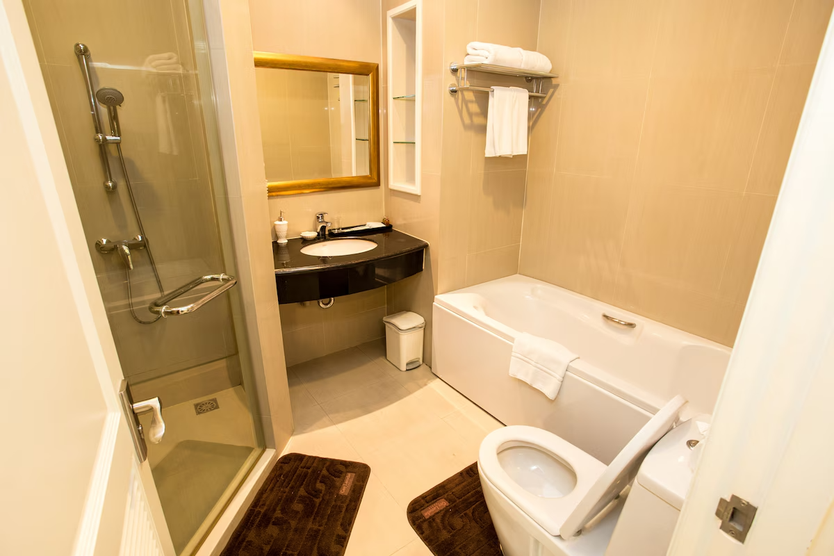 Hope Land Executive Residence Sukhumvit 46 Service Apartments For Rent Preview 7