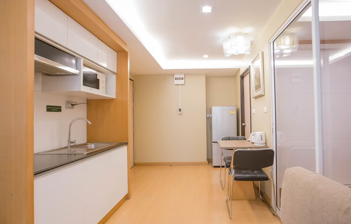 Green View Ekkamai 10 – Service Apartments For Rent Preview 4
