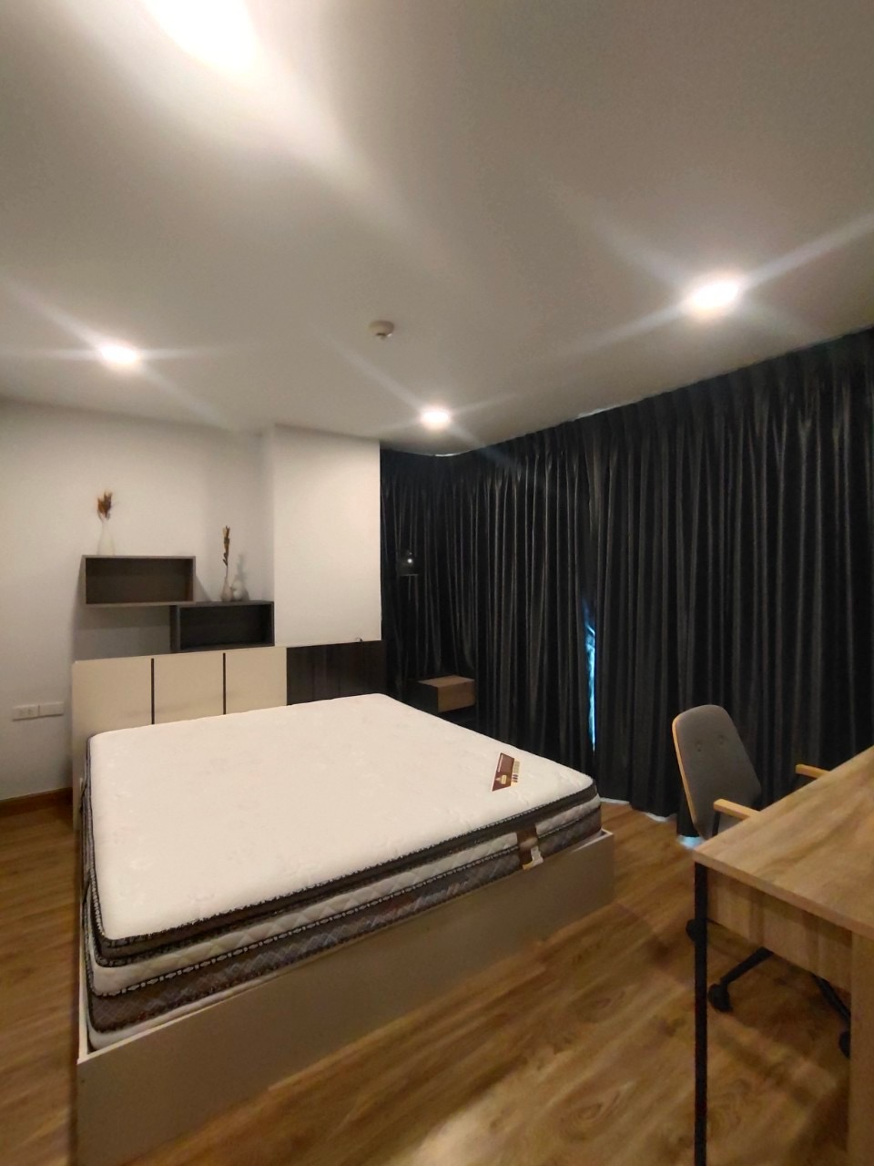 For Rent : Le Crique Condo Close to BTS Punnawithi Preview 6