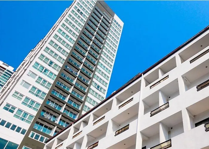 Admiral Suites Serviced Apartments For Rent Preview 2