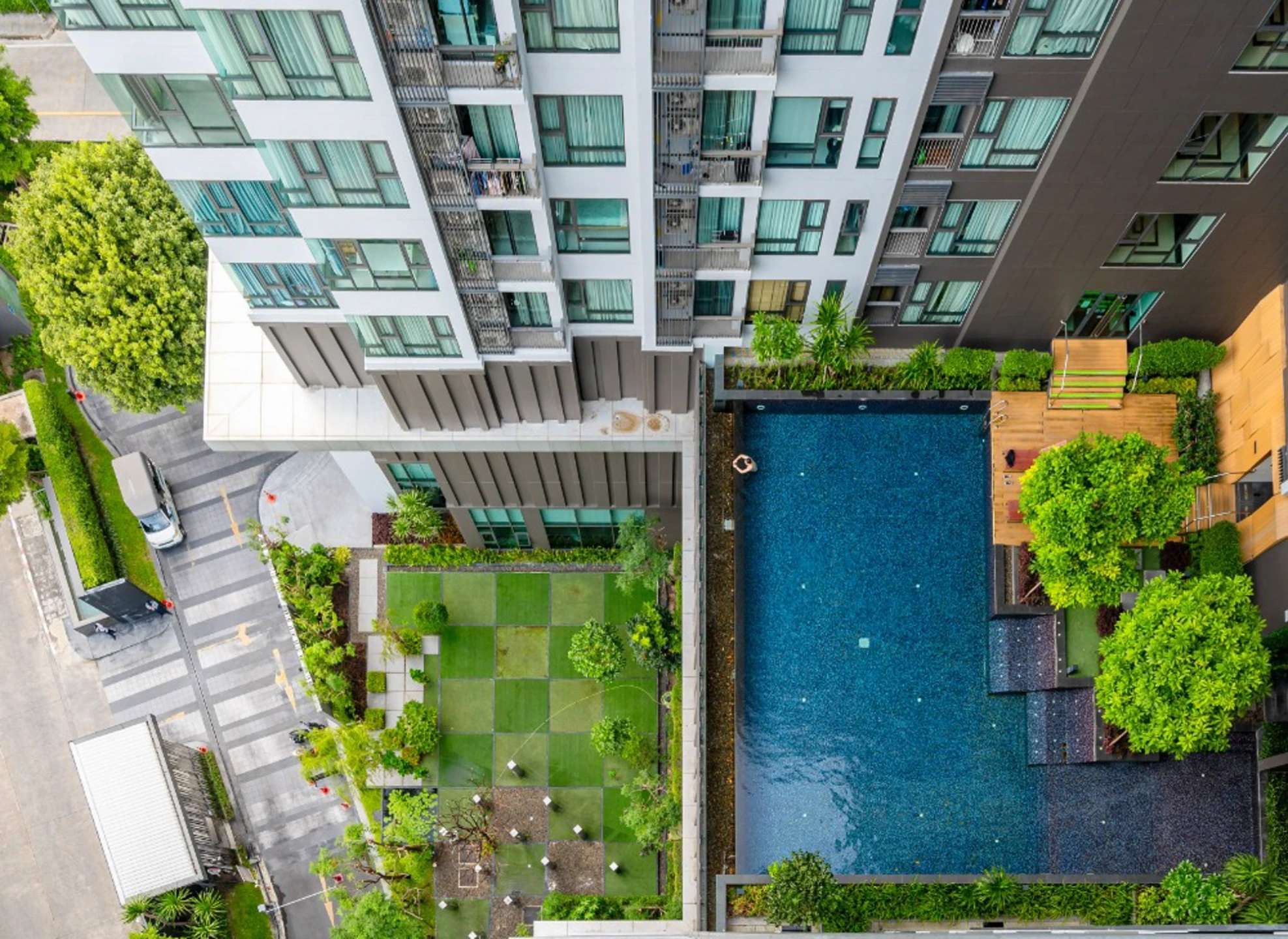 For Rent : Rhythm Sukhumvit 36-38 BTS Thonglor Preview 2