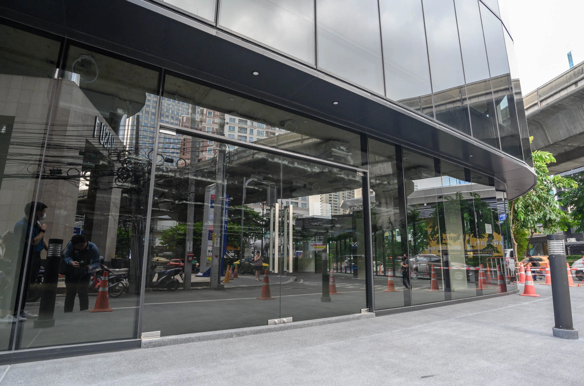 QUANT – Sukhumvit 25 Office for Rent Preview 3