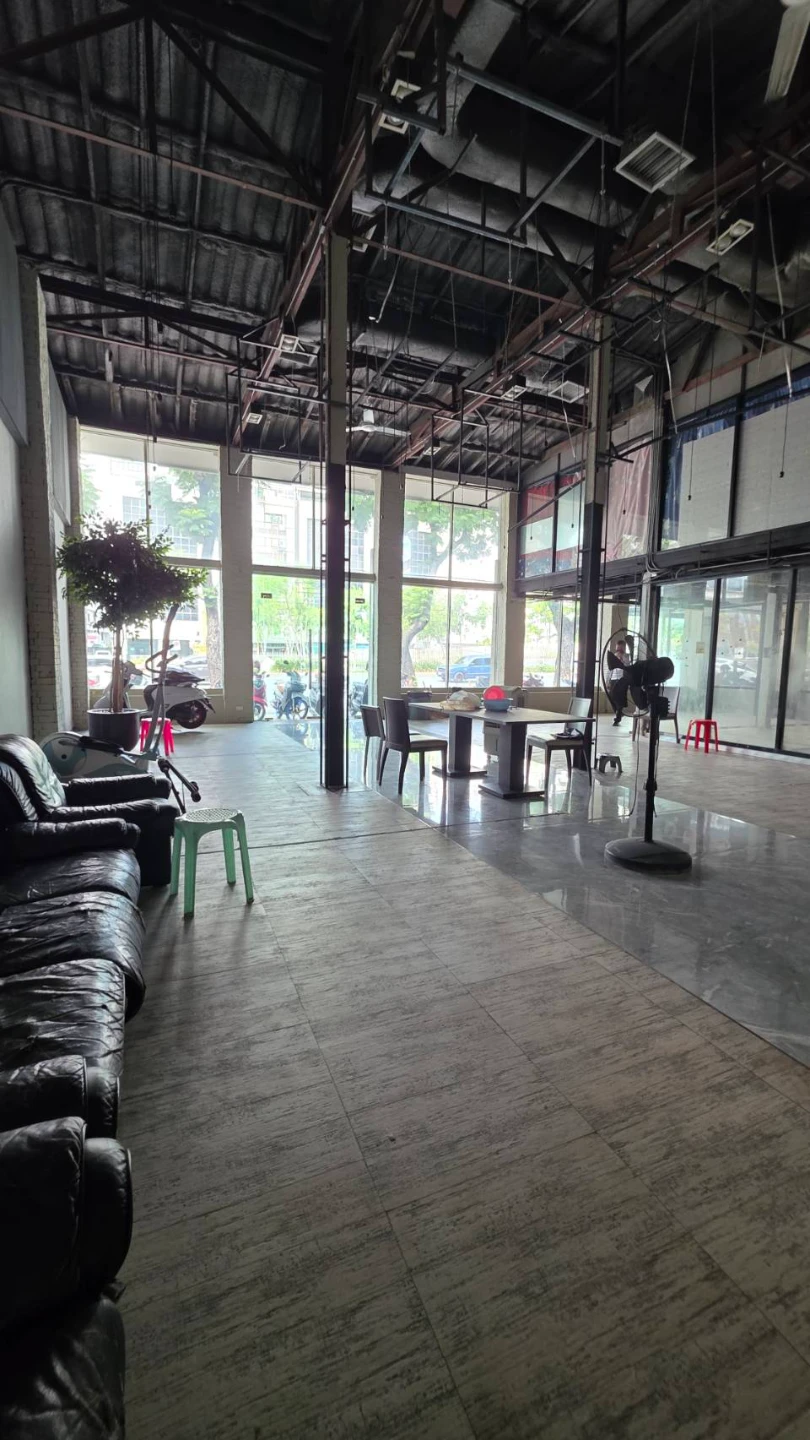 Commercial Space for Rent in Silom-Surawong Preview 7