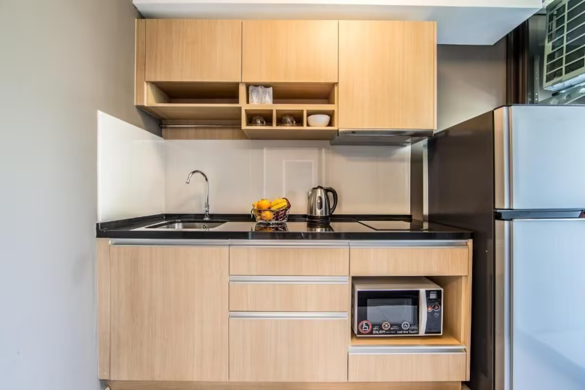 Like Sukhumvit 22 Hotel Service Apartments For Rent Preview 4