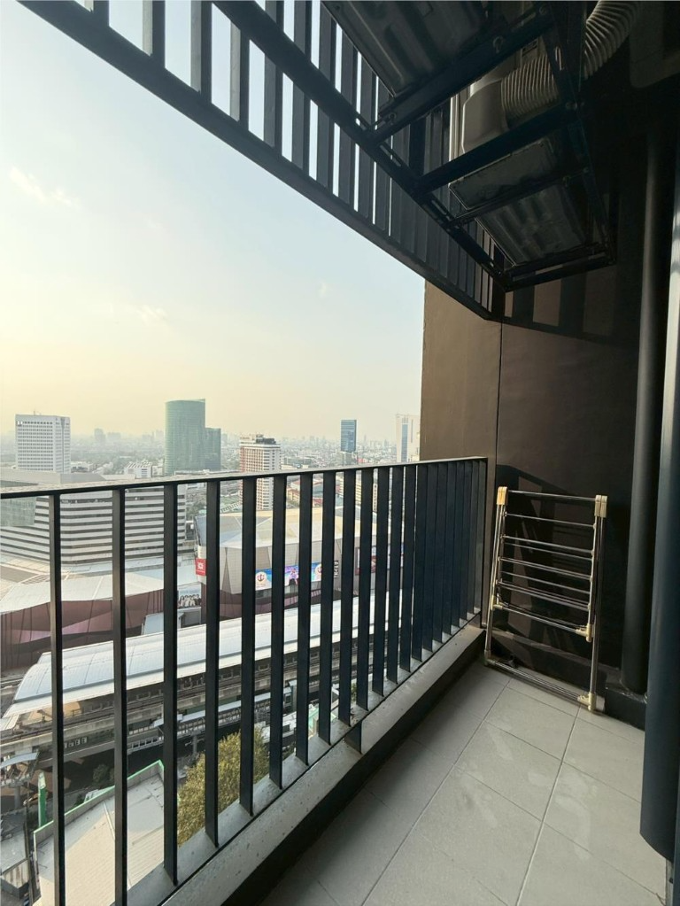 For Rent : Life Ladprao Valley to BTS Ha Yaek Lat Phrao Preview 2