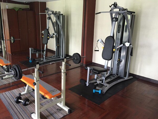 House By The Pond Service Apartments For Rent Preview 5