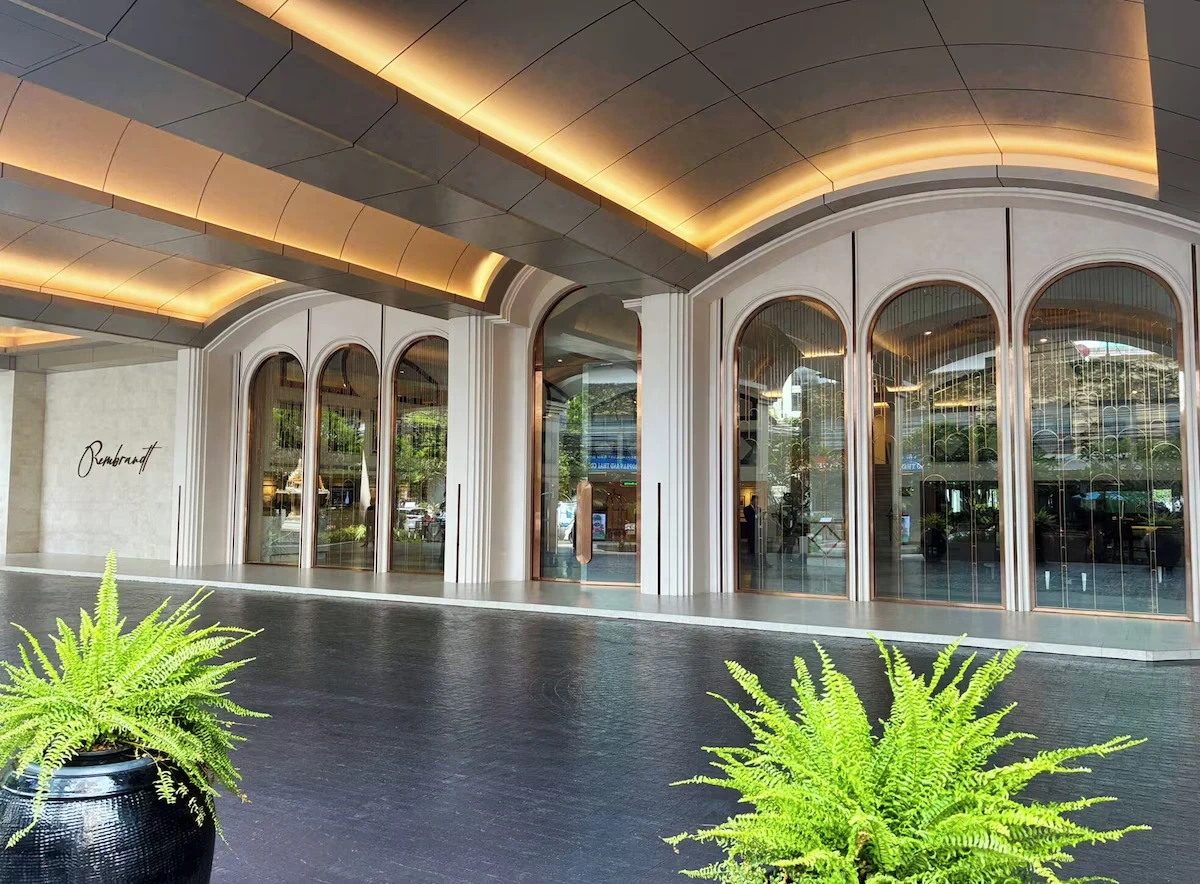 Rembrandt Hotel & Suites Service Apartment Preview 6