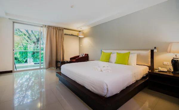Nice Residence Service Apartment Preview 3