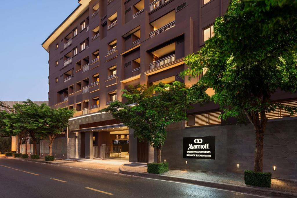 Marriott Executive Apartments Sukhumvit 50 Service Apartment For Rent