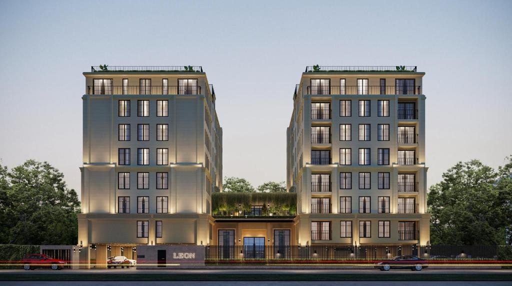 Leon Lasalle Hotel & Residences Service Apartments For Rent