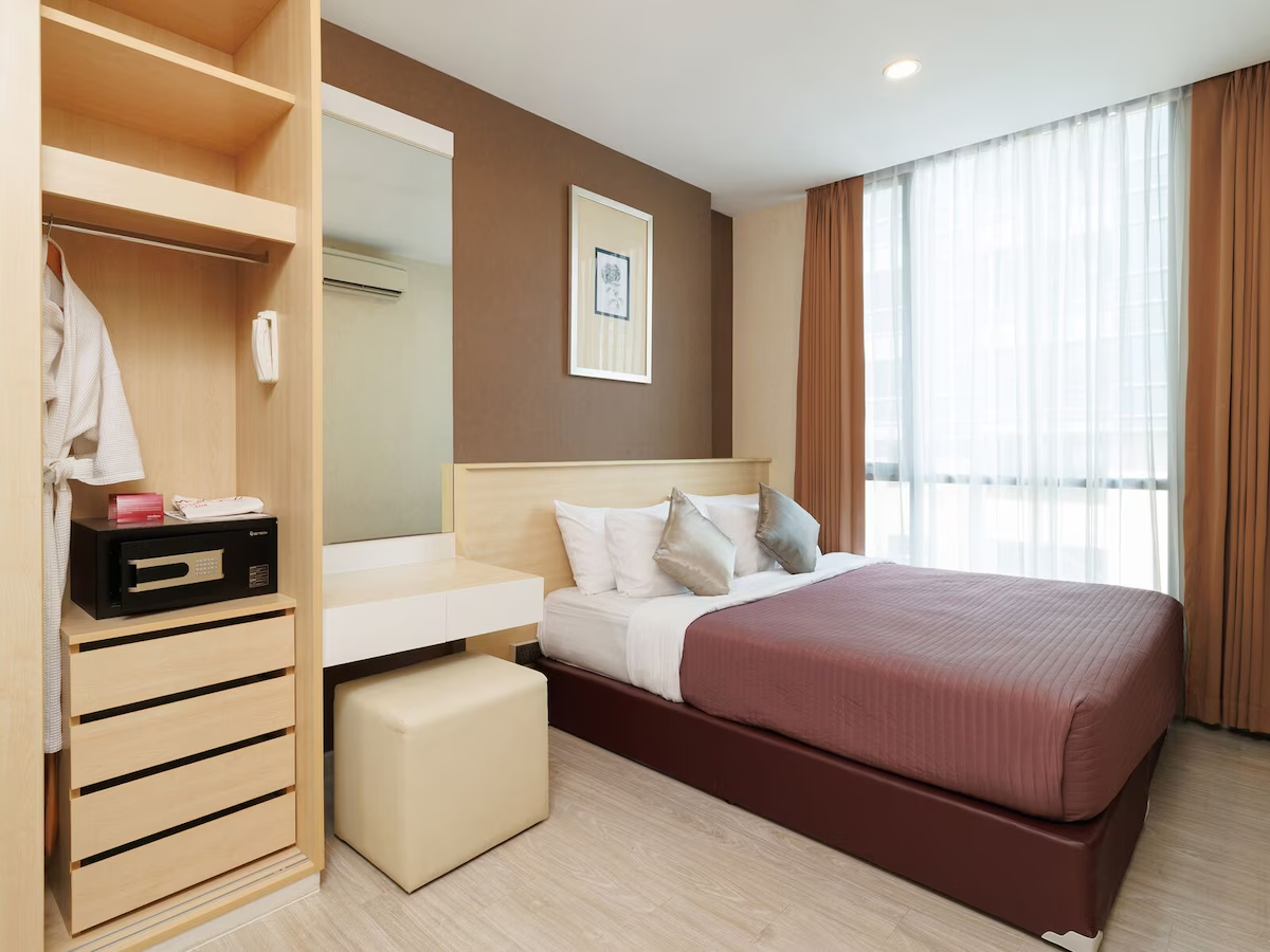 Estella Ekamai Service Apartments For Rent Preview 6