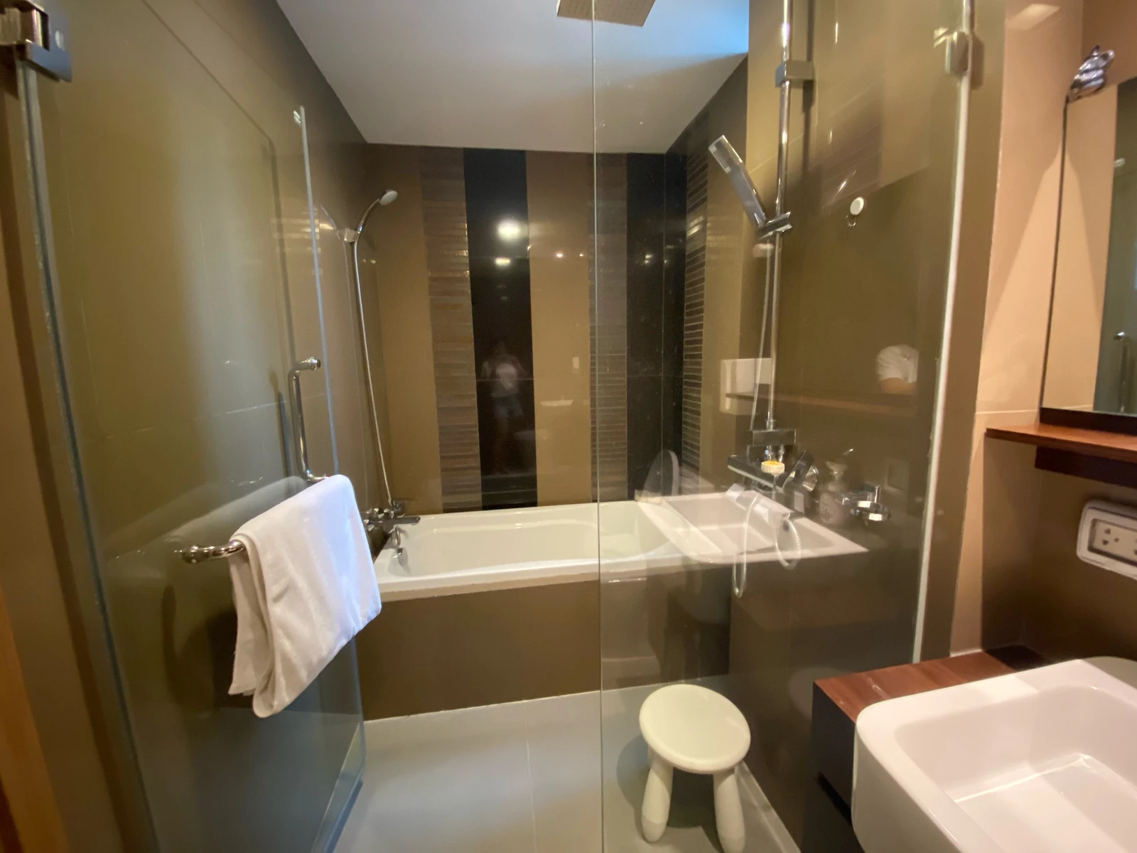 InterLux Premier Sukhumvit 13 Preview 2
