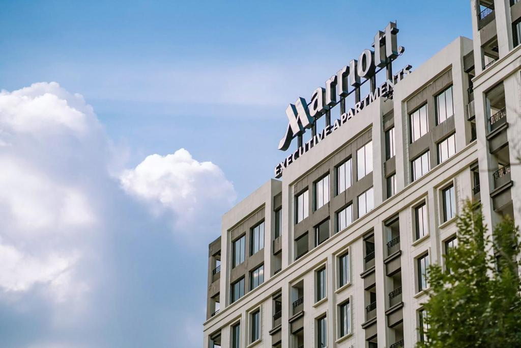 Marriott Executive Apartments – Bangkok Townhall Service Apartment For rent