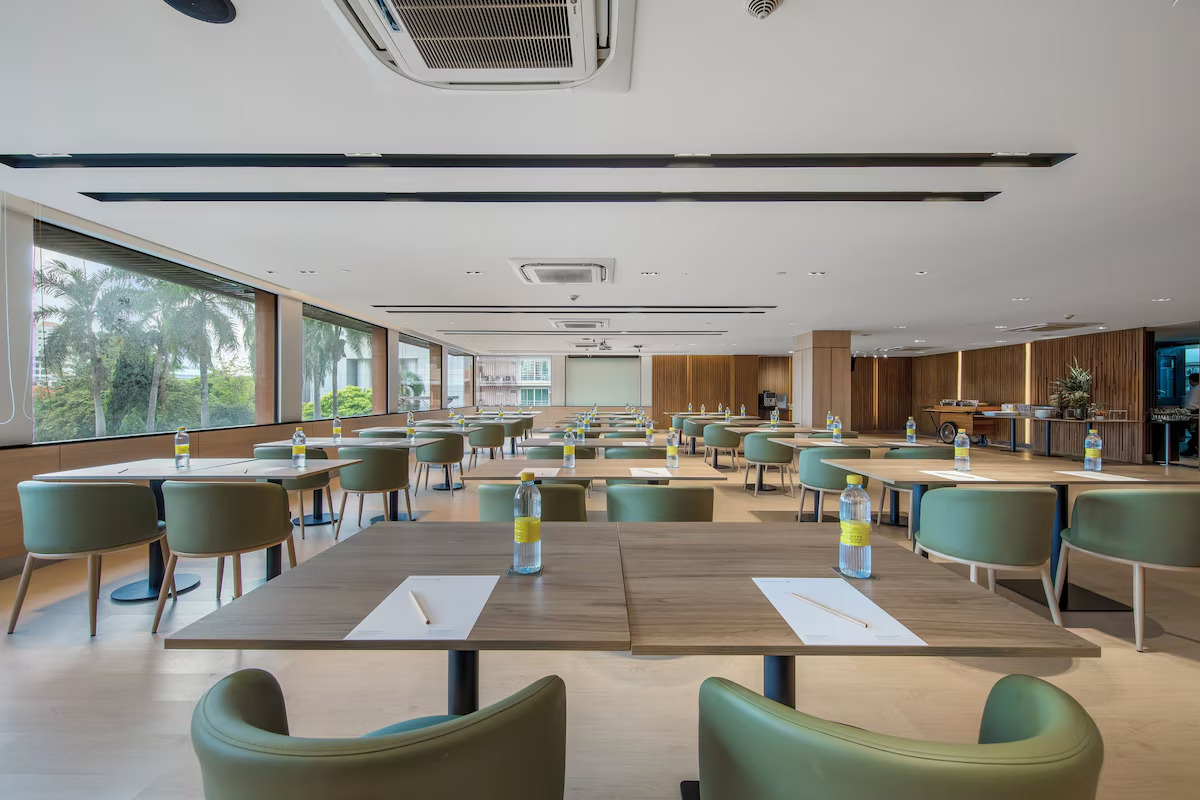 Golden Tulip Mandison Suites Service Apartments For Rent Preview 6