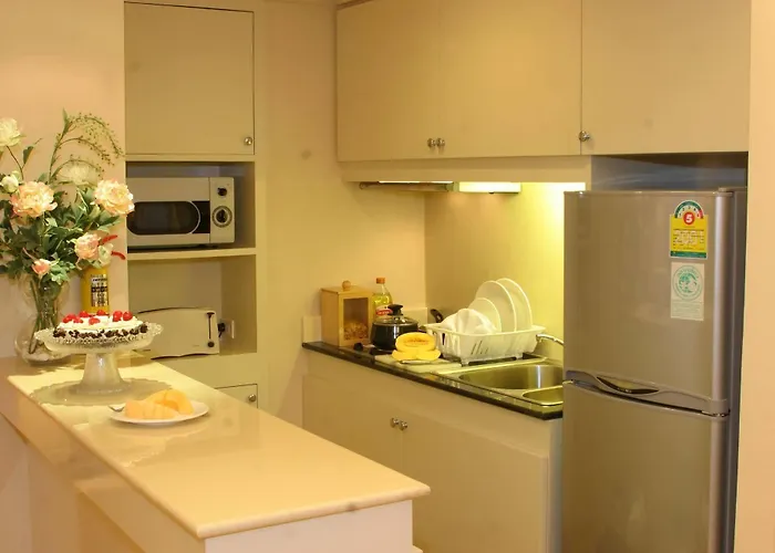 Hope Land Executive Service Apartment – Sukhumvit 24 For Rent Preview 5