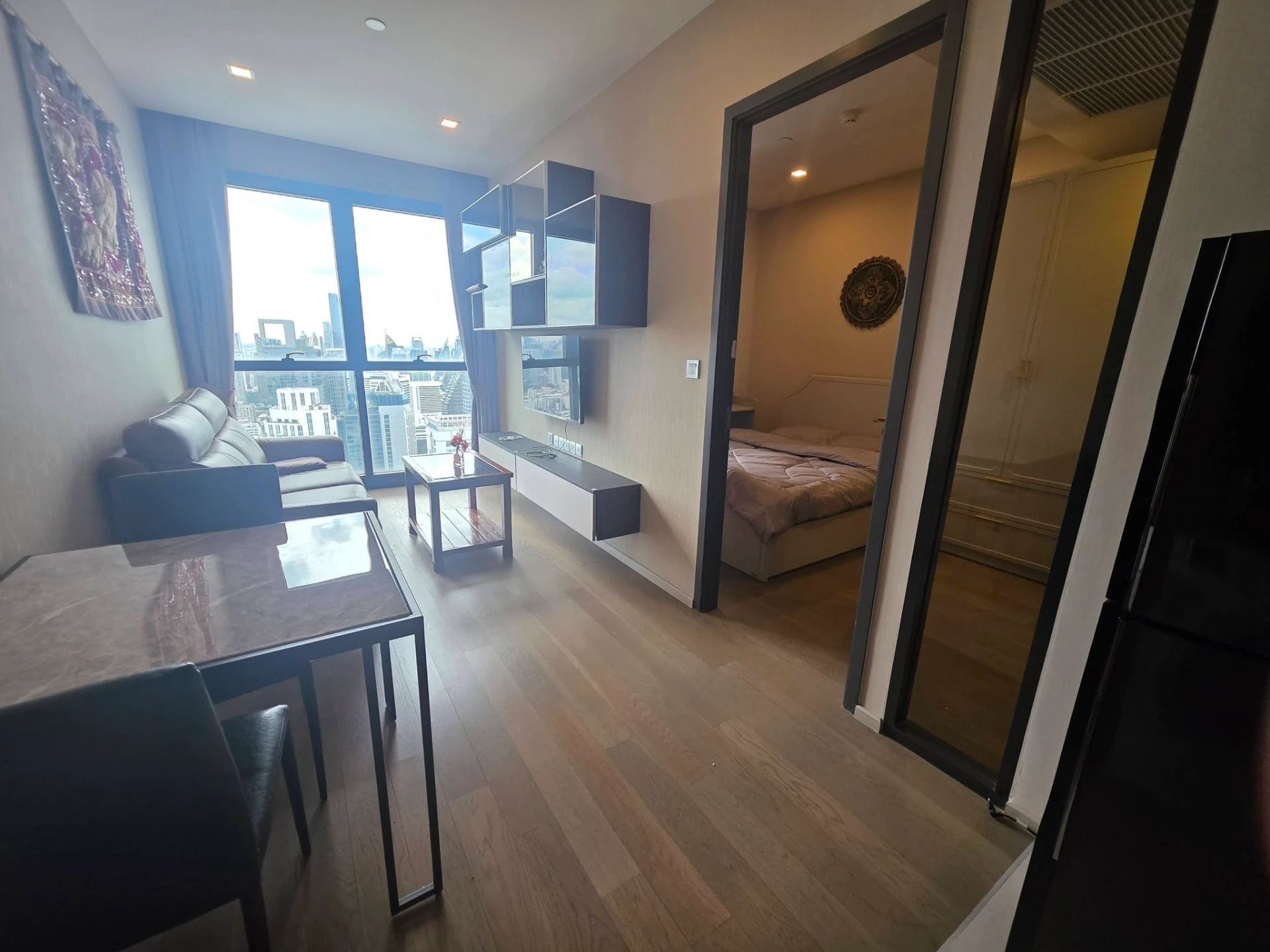 Ashton Asoke Condo For Rent Preview 3