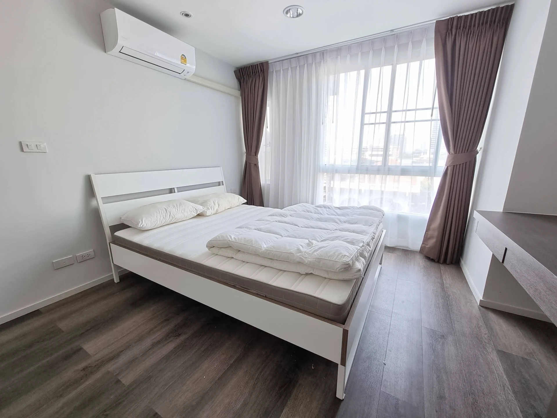 Serene Place Sukhumvit 24 Condo For Rent Preview 6
