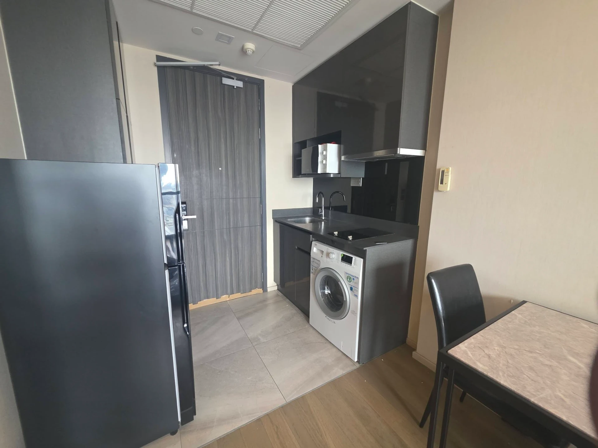 Ashton Asoke Condo For Rent Preview 6
