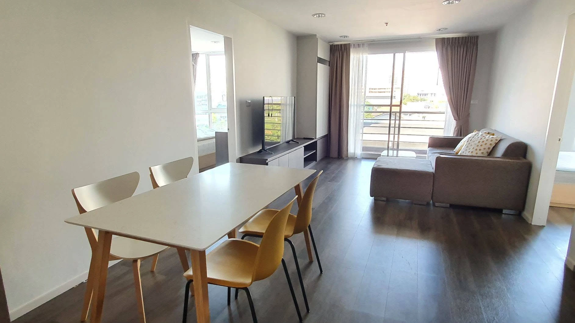 Serene Place Sukhumvit 24 Condo For Rent Preview 5