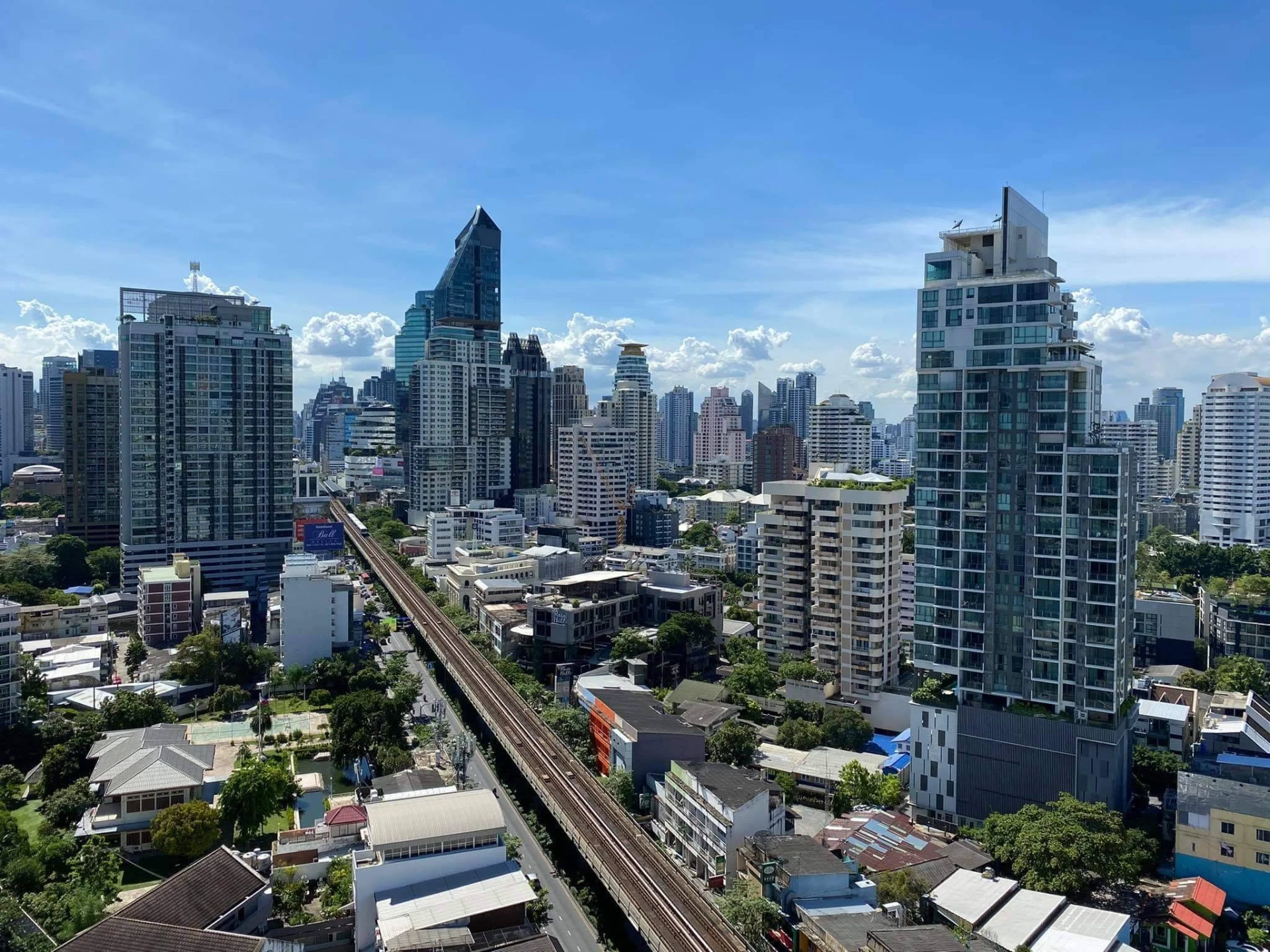𝗕𝗘𝗔𝗧𝗡𝗜𝗤 𝘀𝗸𝘃𝟯𝟮 Condo For Rent Preview 7