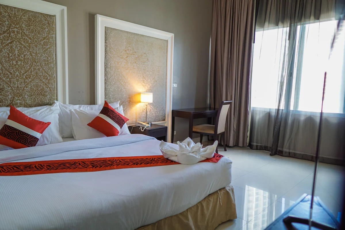 Hope Land Executive Residence Sukhumvit 46 Service Apartments For Rent Preview 6