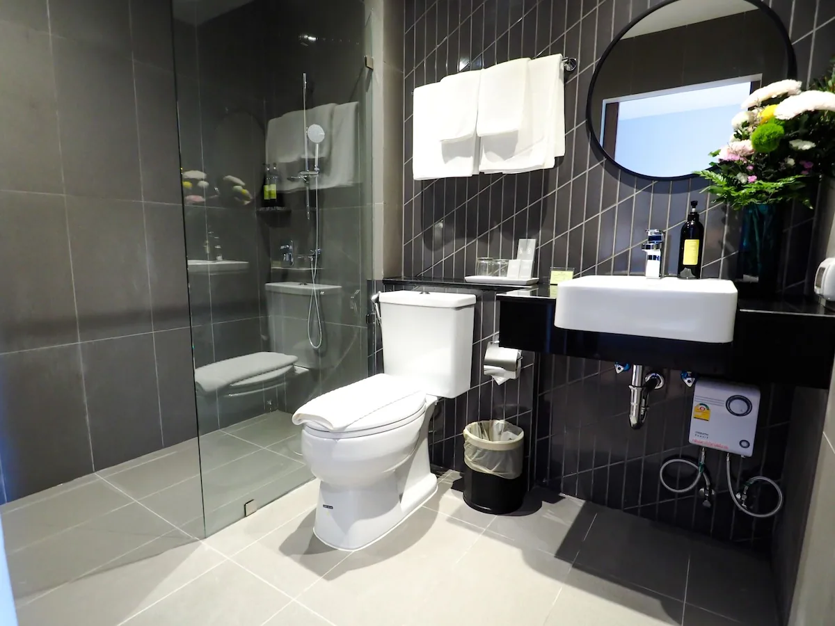 Asoke Residence Service Apartments For Rent Preview 2