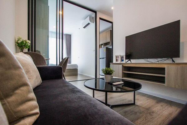 Knightsbridge Sukhumvit - Thepharak by Hampton Service Apartments For Rent Preview 6