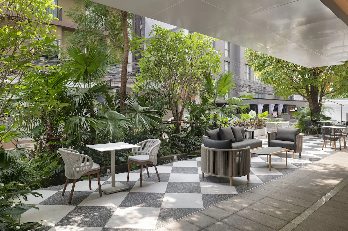 Parkroyal Suites Bangkok Service Apartment Preview 3