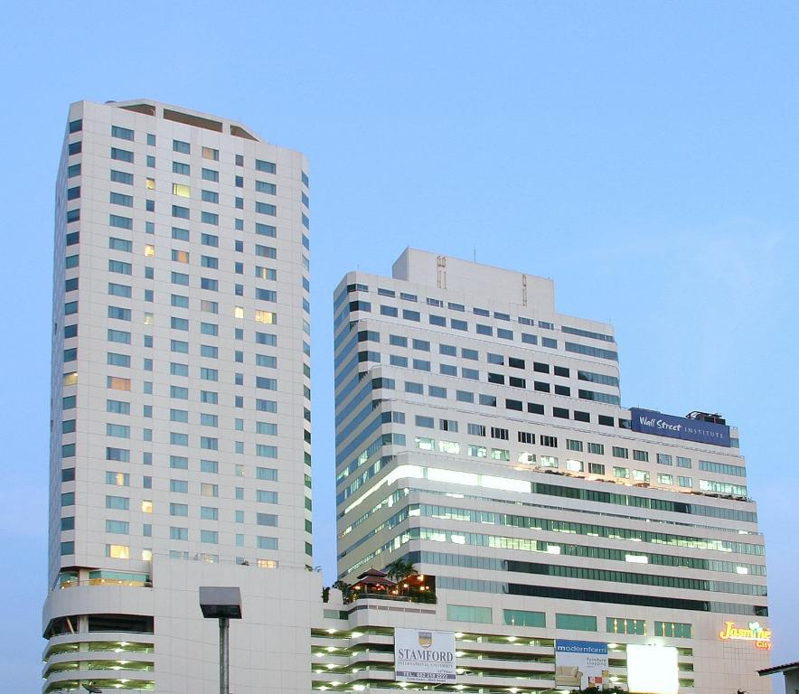 Jasmine City Hotel Service Apartments For Rent Preview 4