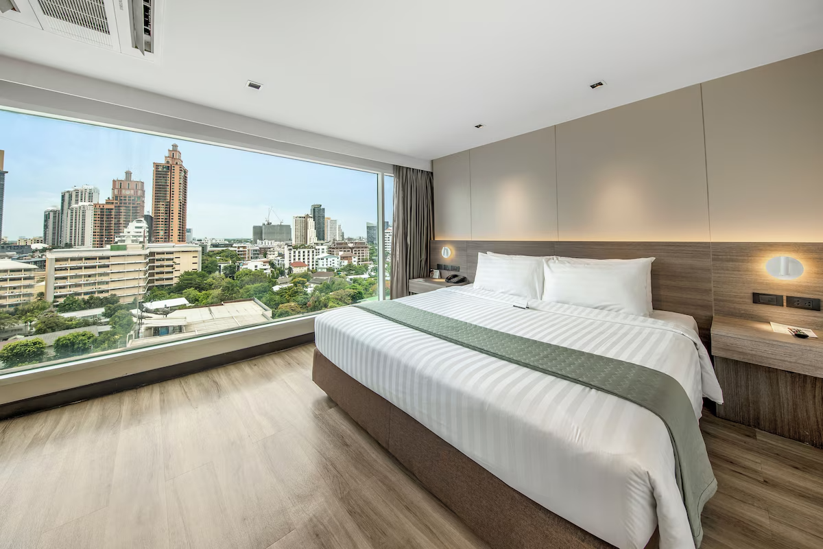 Golden Tulip Mandison Suites Service Apartments For Rent Preview 2