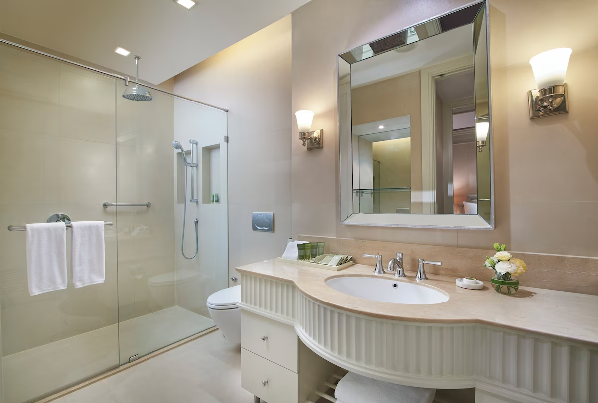 Oriental Residence Service Apartment Preview 3