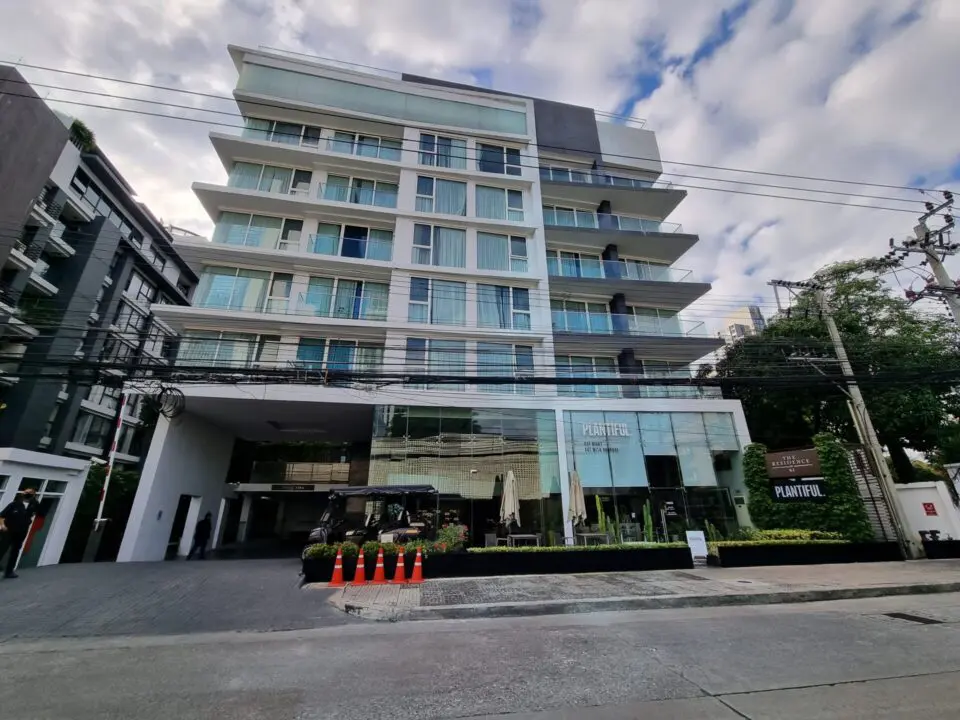 The Residence @61 Serviced Apartment For Rent