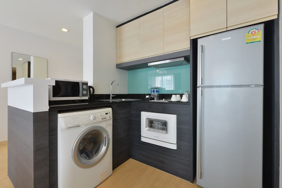 Arize Hotel Sukhumvit Service Apartments For Rent Preview 3
