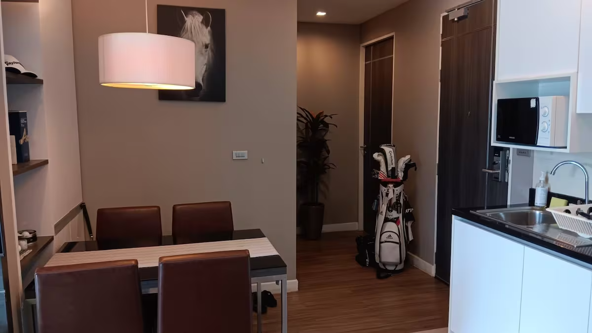 J Residence Service Apartments Preview 3