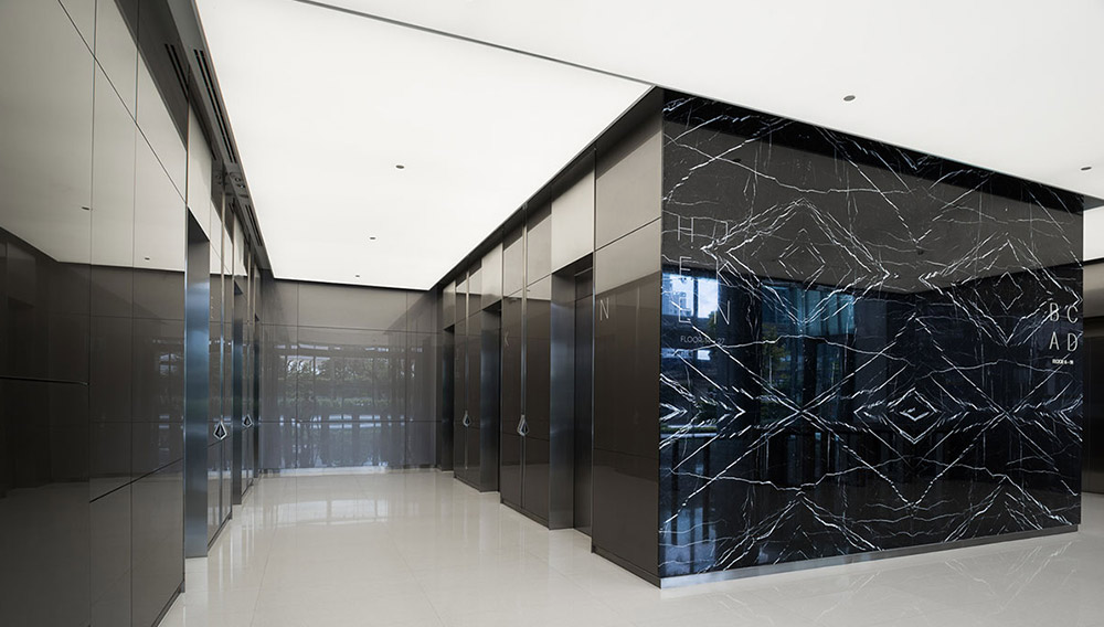 AIA Sathorn Tower Office For Rent Preview 6