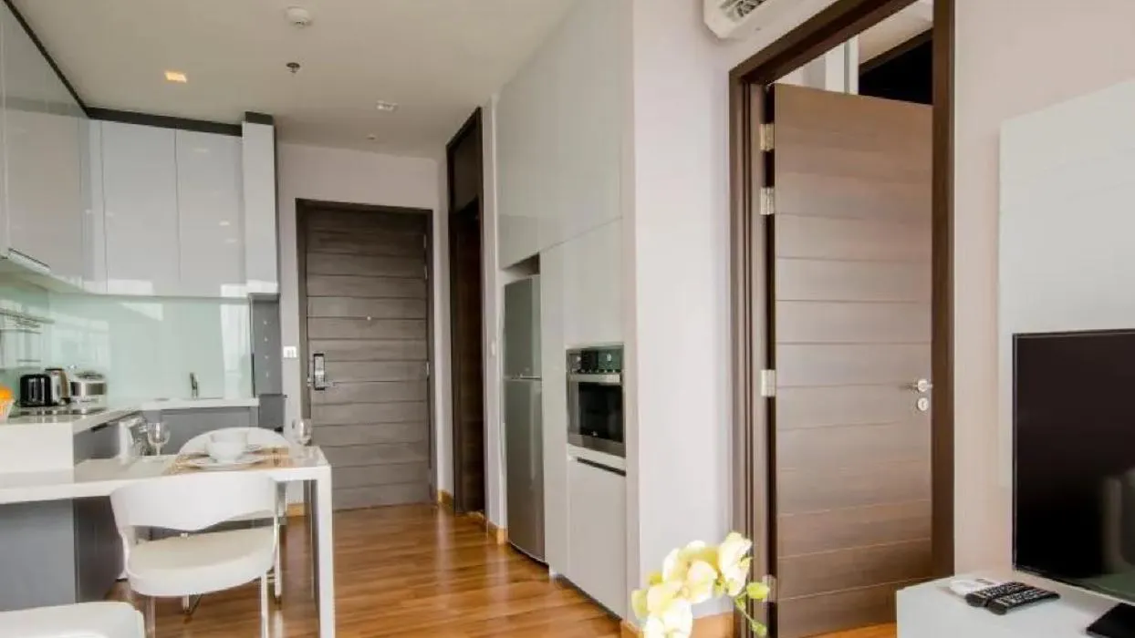 Ariva Ivy Ampio Serviced Residences Service Apartments For Rent Preview 6