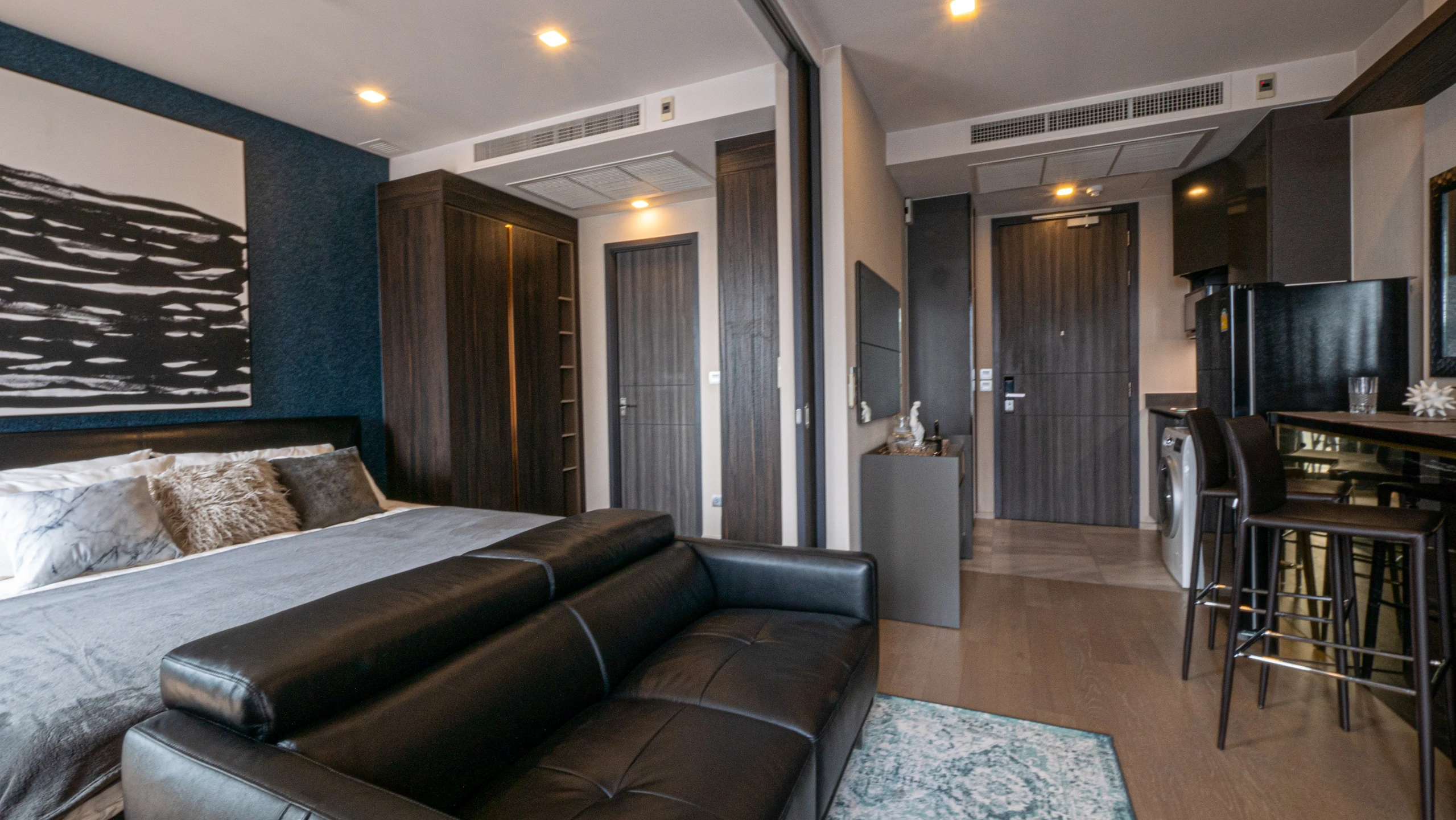 ASHTON Asoke Condo For Rent