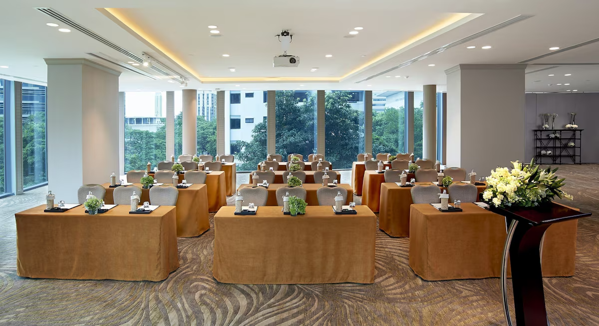 Oriental Residence Service Apartment Preview 6