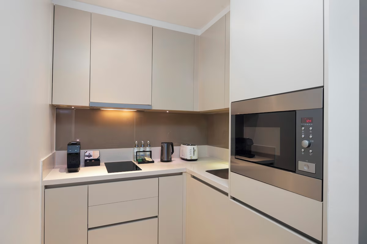 Oriental Residence Service Apartment Preview 7