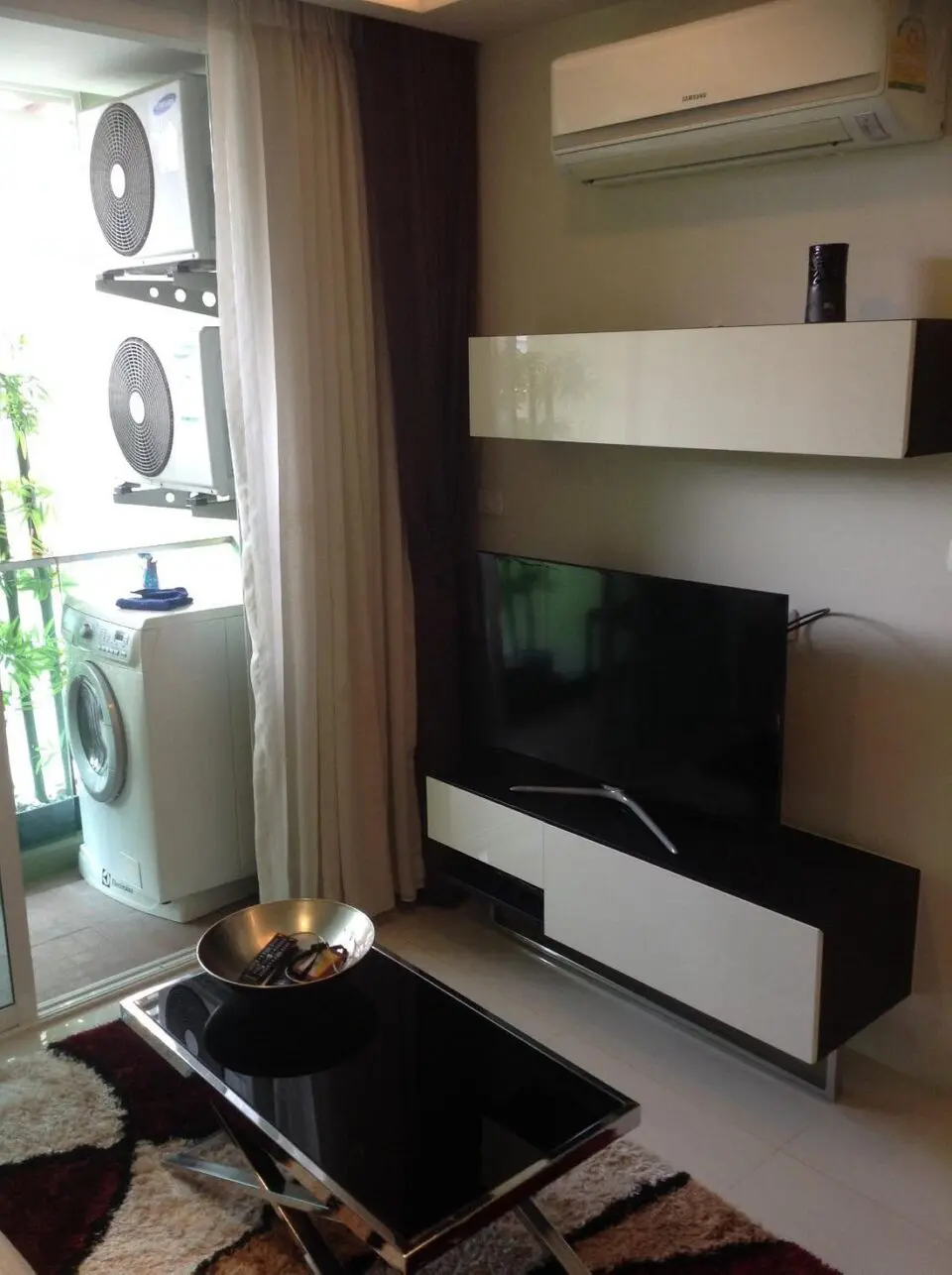 Beverly 33 Service Apartments For Rent Preview 3