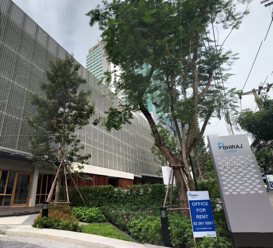 Bhiraj Tower at Sathorn Office for rent
