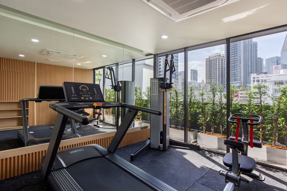 Aquila Bangkok Serviced Apartments For Rent Preview 3
