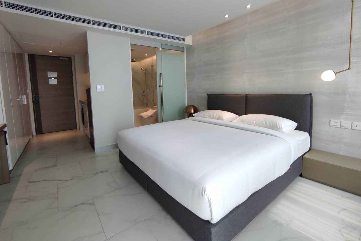 Ashley Hotel Bangkok Service Apartments For Rent Preview 5