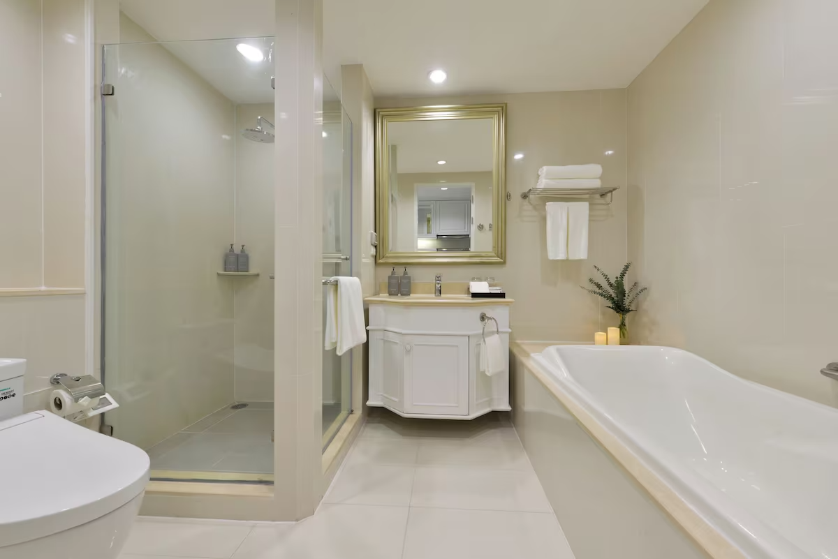 Centre Point Hotel Silom – Serviced Apartments For Rent Preview 3